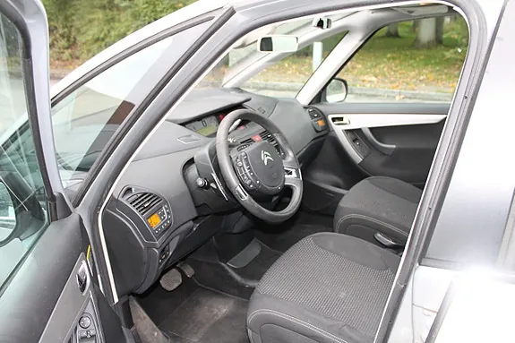 Citroen Grand C4 Picasso 2012 photo 3