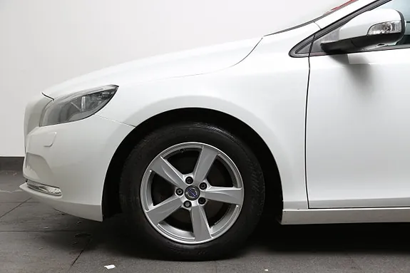 Volvo V40 2013 photo 5