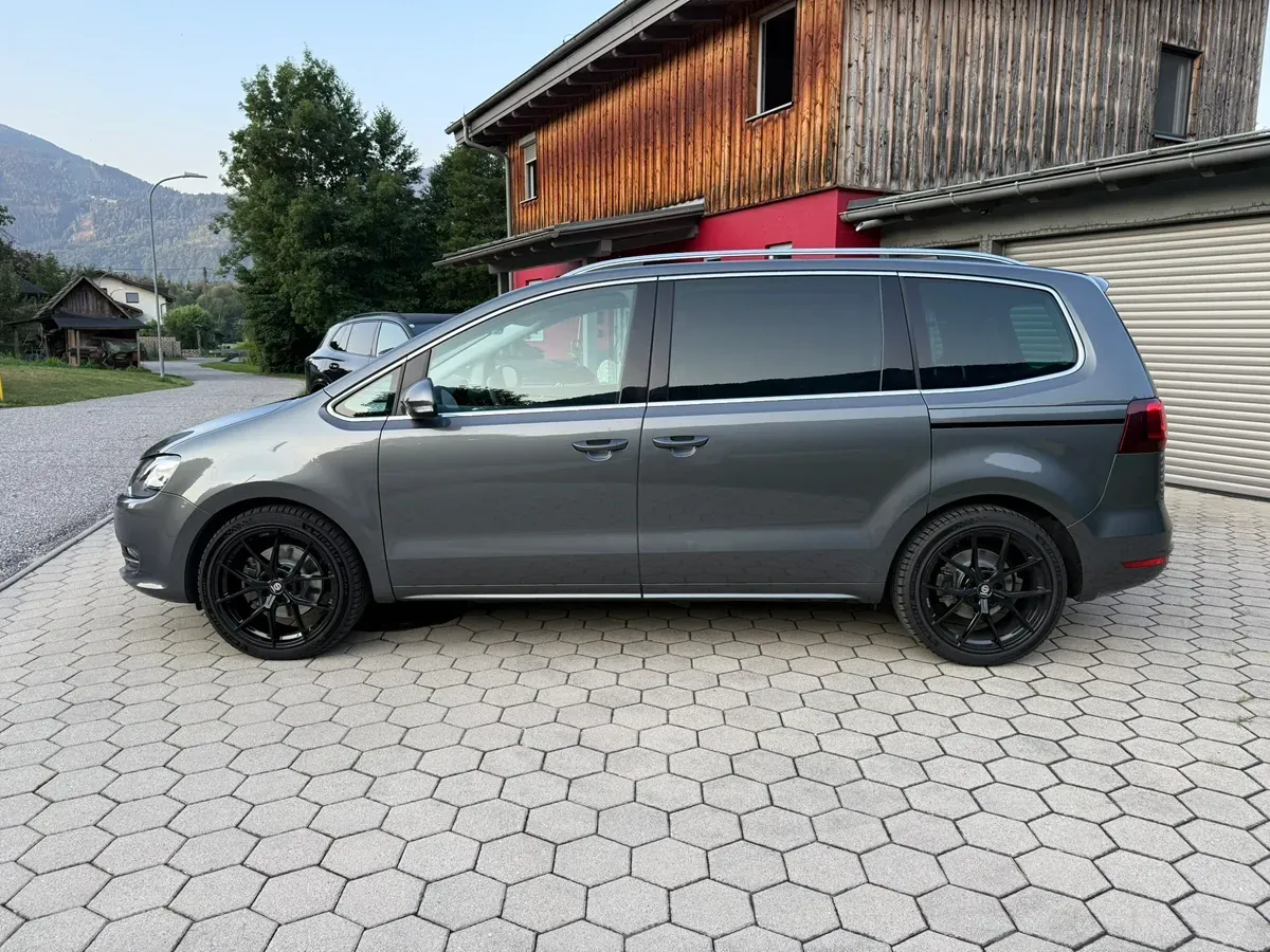 Volkswagen Sharan 2017 photo 3