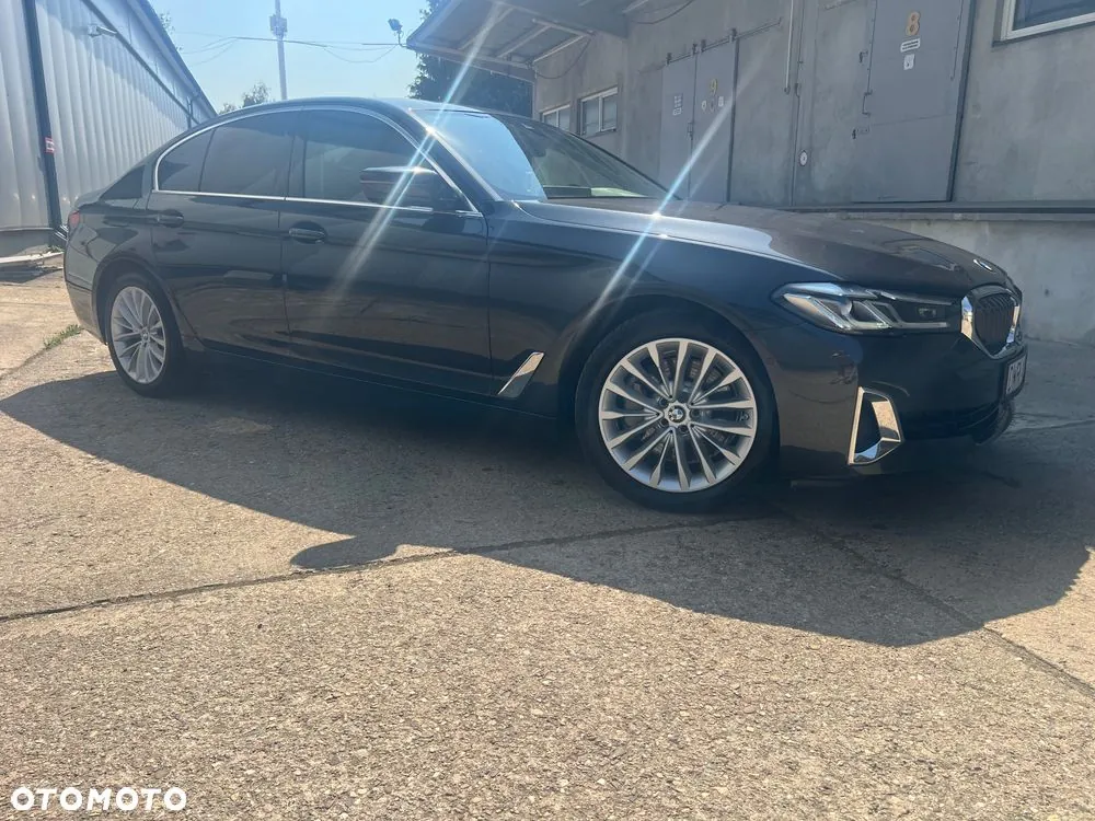 BMW 5 Series 2021 photo 3