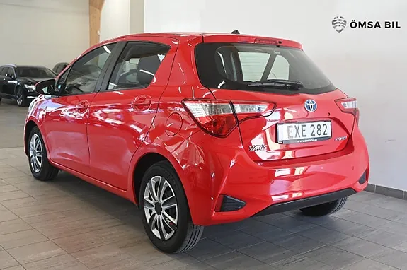 Toyota Yaris 2017 photo 5