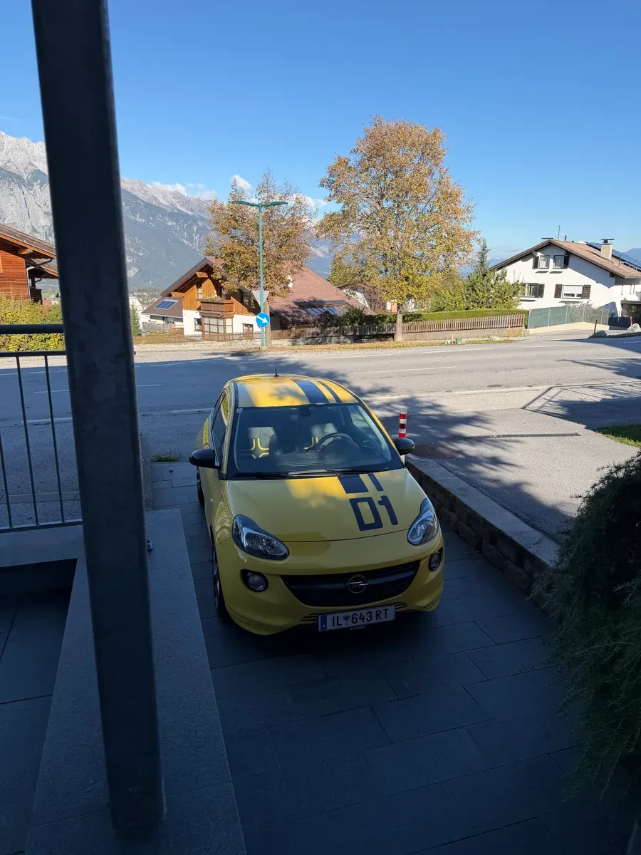 Opel Adam