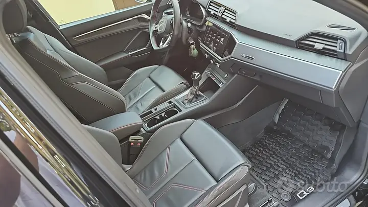 Audi Q3 2022 photo 3