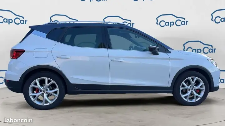 Seat Arona 2024 photo 4