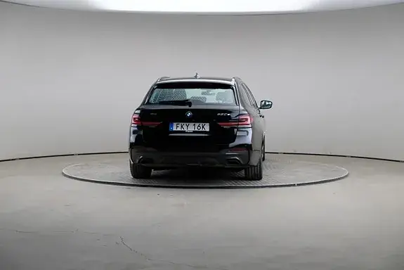 BMW 530E 2021 photo 2