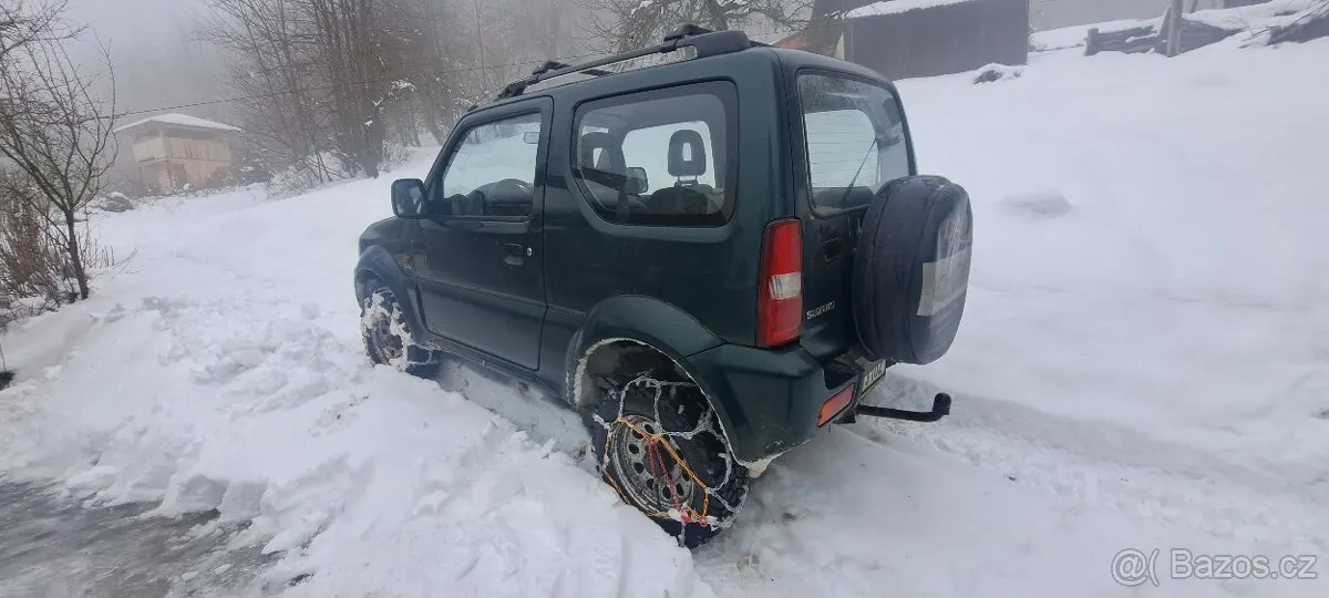 Suzuki Jimny 2005 photo 2
