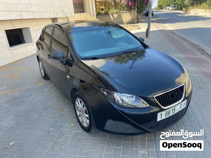 Seat Ibiza 2011 photo 4