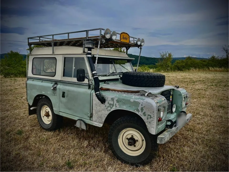 Land Rover Samtana