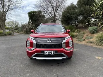 Mitsubishi Outlander 2025 photo 3