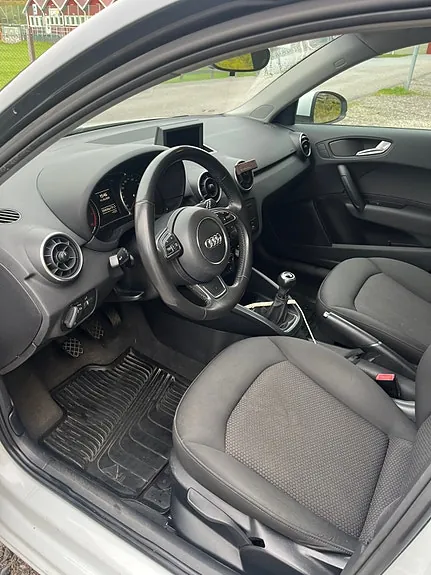 Audi A1 2012 photo 5