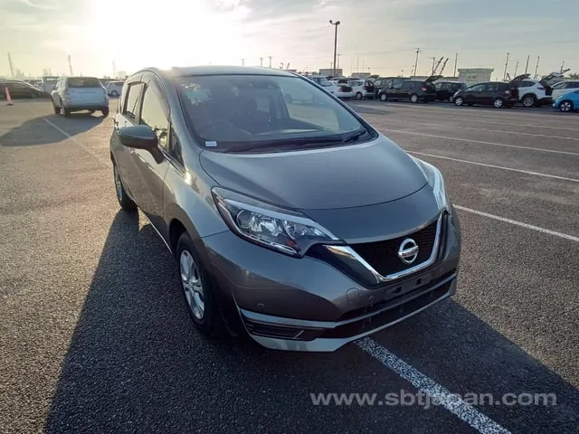 Nissan Note X