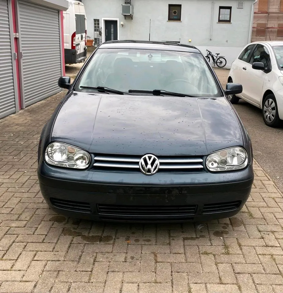 Volkswagen Golf 4