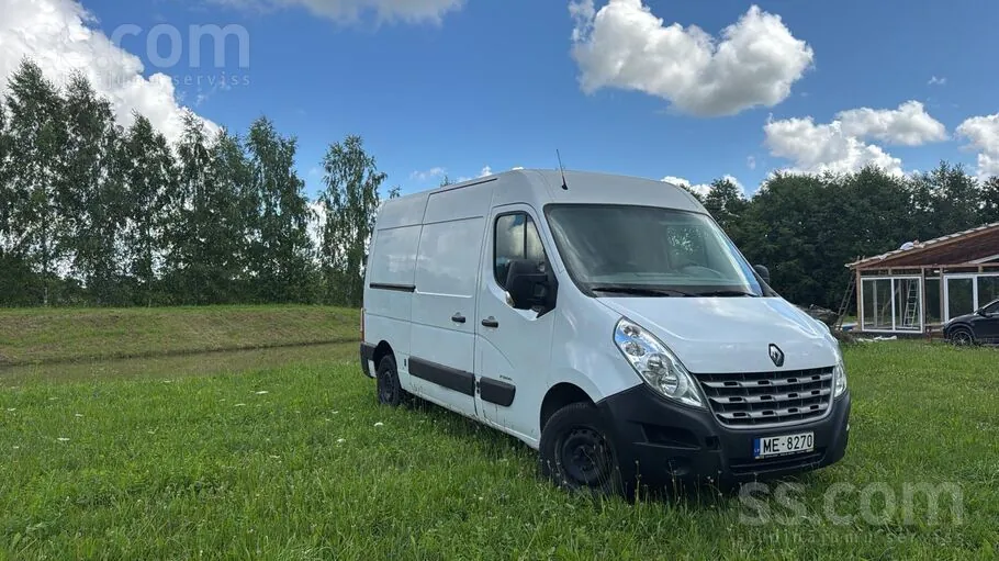 Renault Master 2011 photo 2
