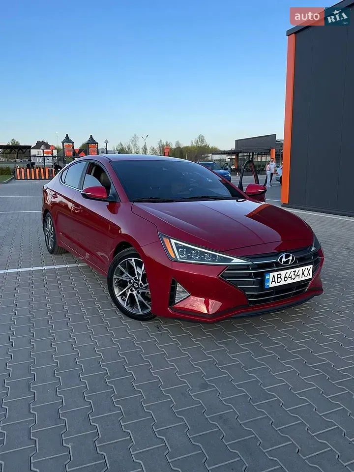 Hyundai Elantra