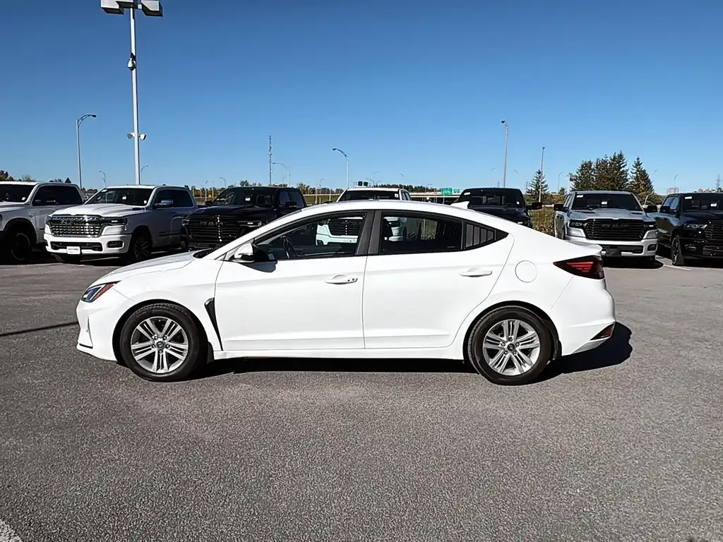 Hyundai Elantra 2020 photo 3
