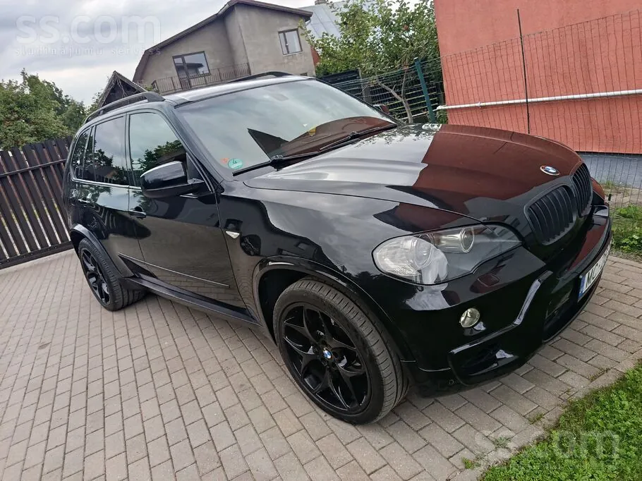 BMW X5 2008 photo 2