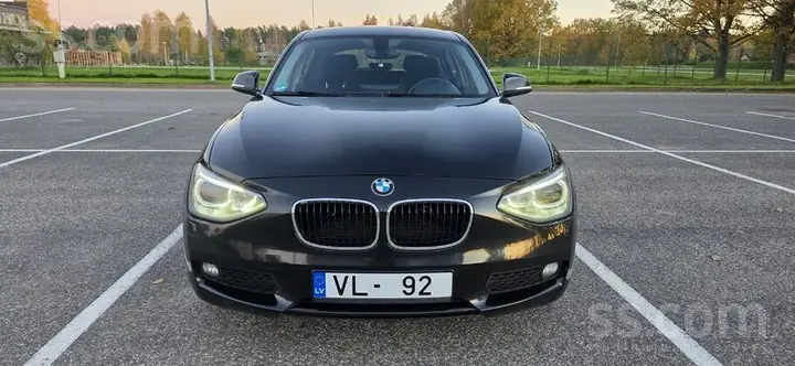 BMW 118D 2014 photo 2