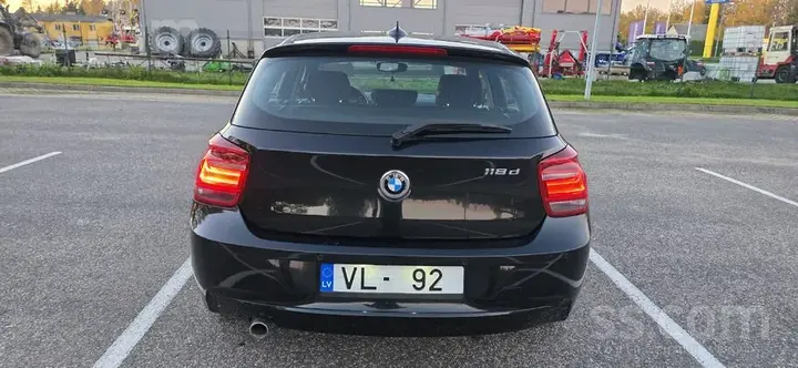BMW 118D 2014 photo 5