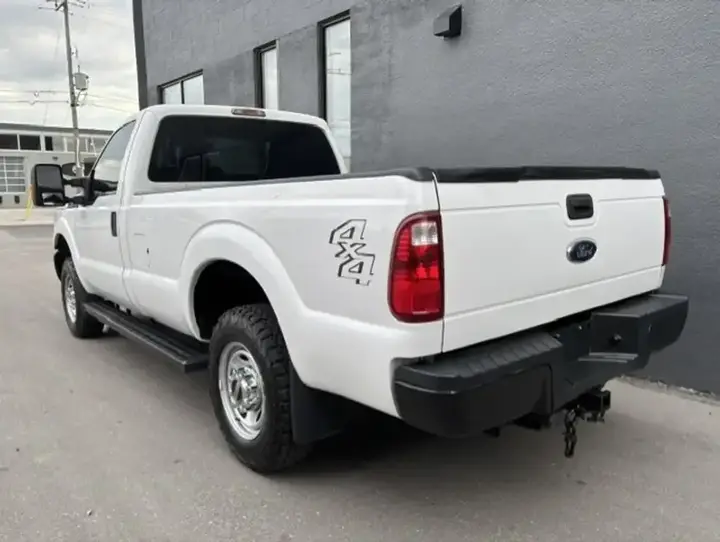 Ford F250 2016 photo 4