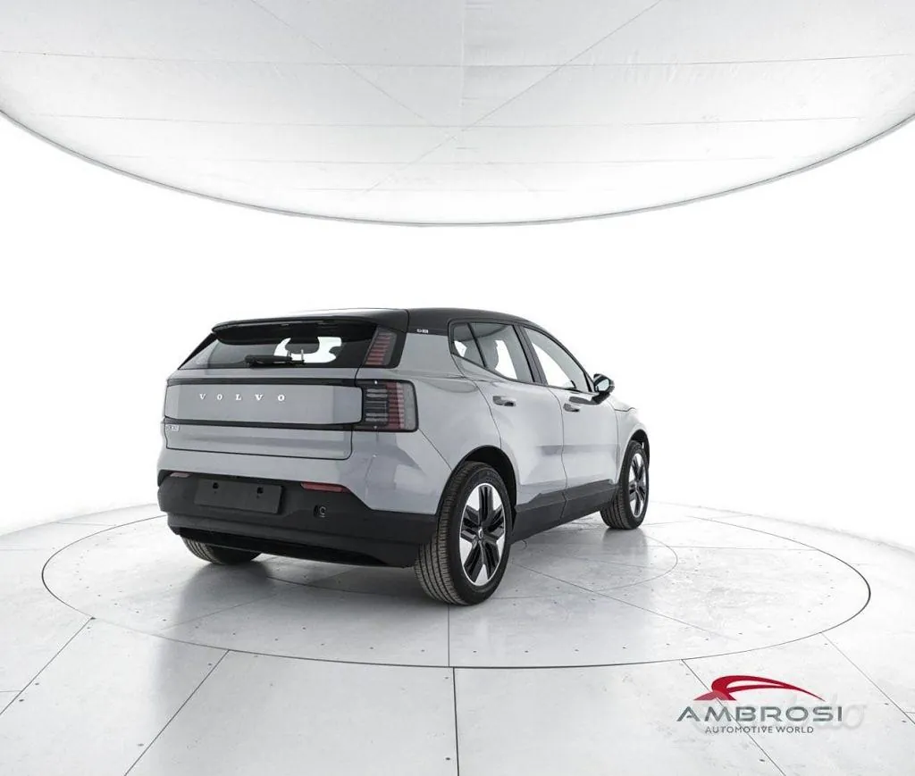 Volvo Ex30 2026 photo 3
