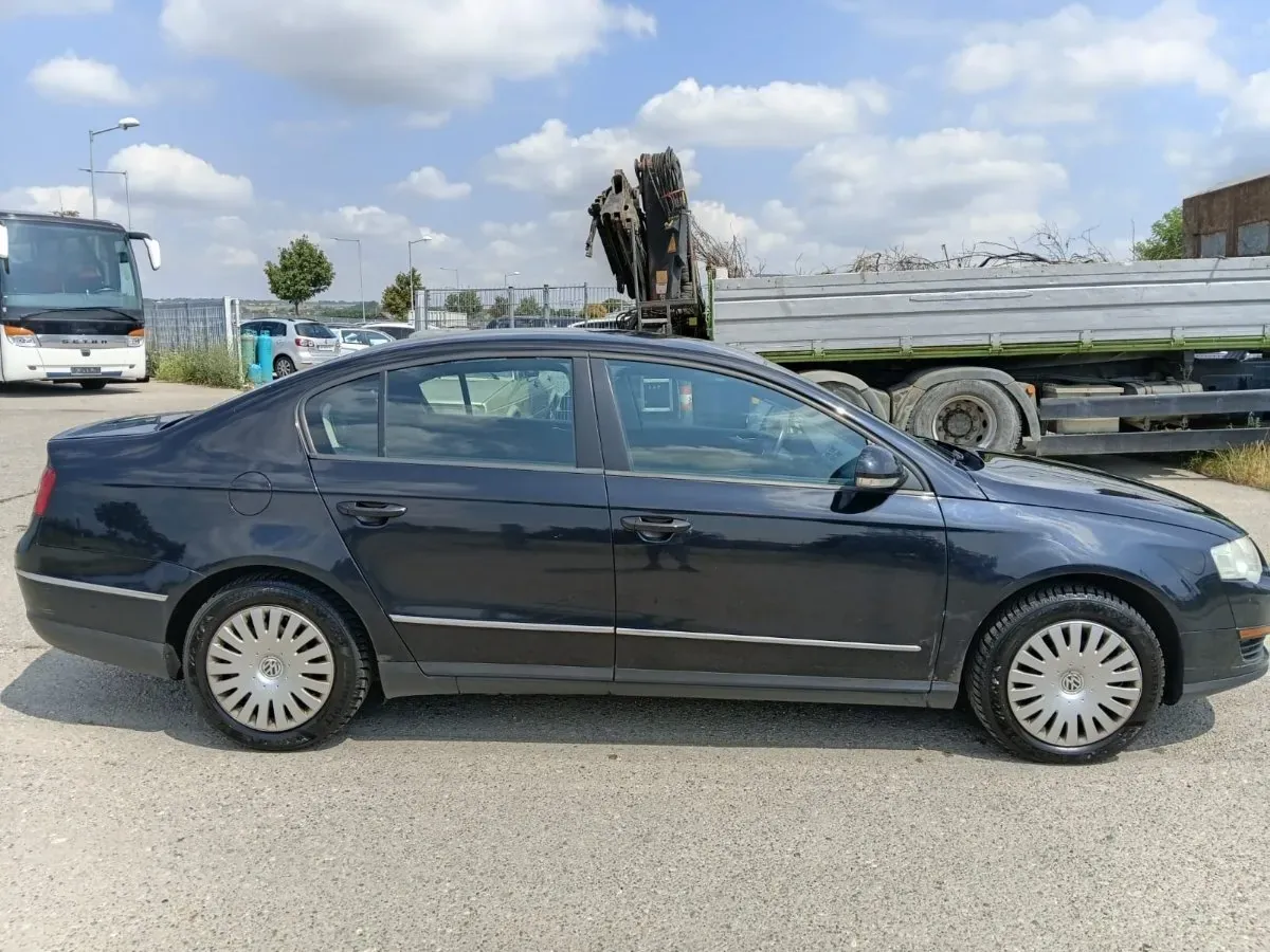 Volkswagen Passat 2008 photo 2