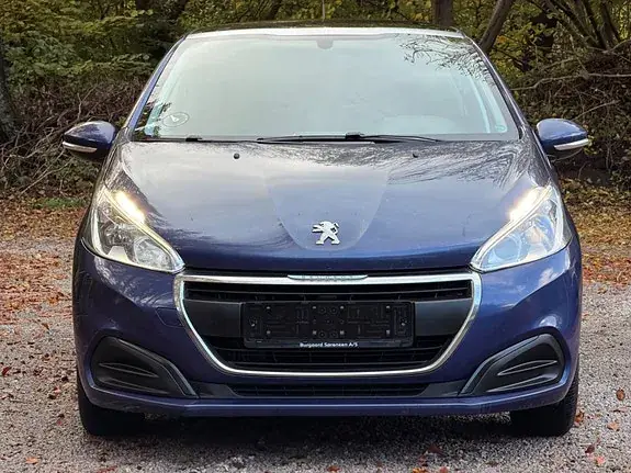 Peugeot 208 2016 photo 3