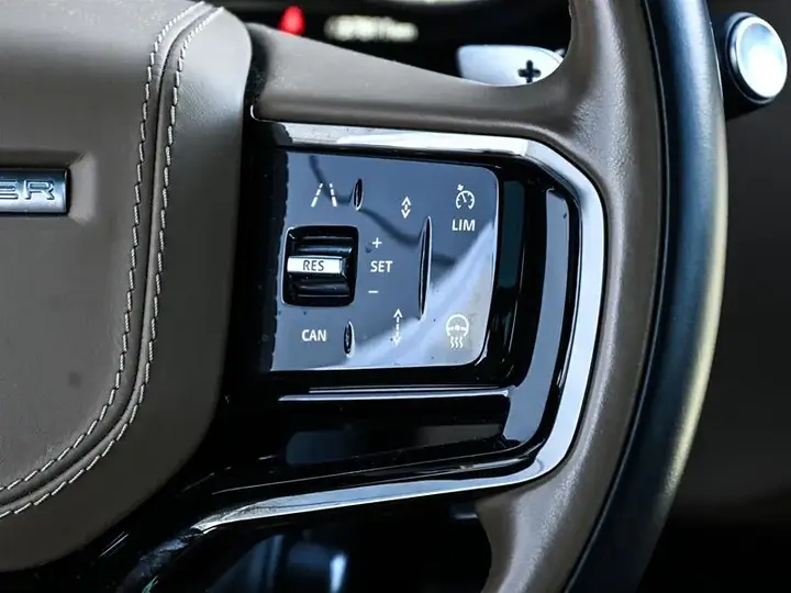 Land Rover Range Rover Sport 2023 photo 4