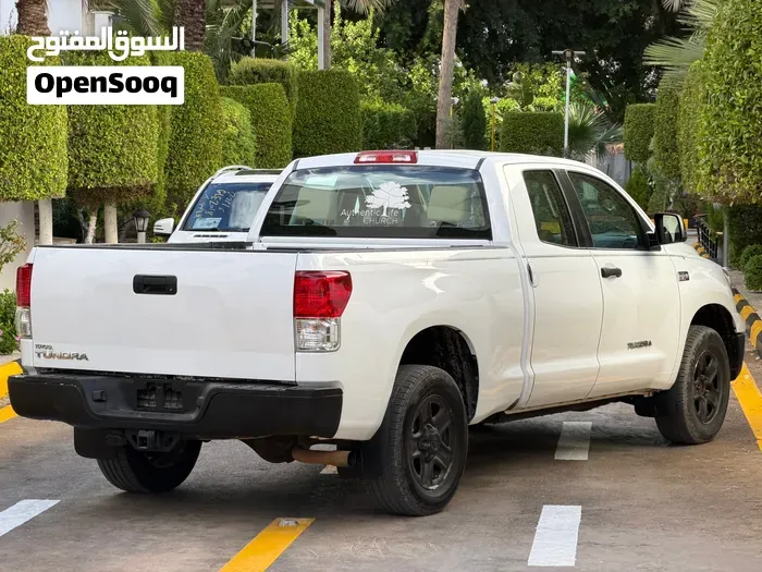 Toyota Tundra 2010 photo 4