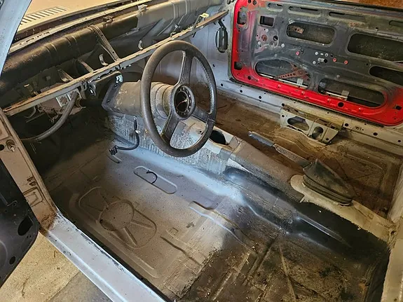 BMW 320I 1982 photo 2