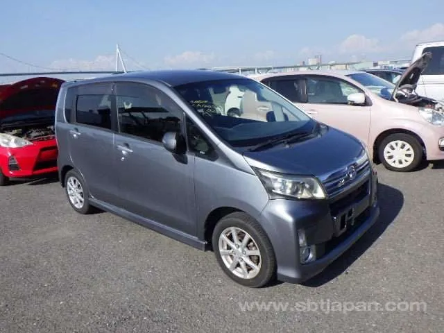 Daihatsu Move Custom