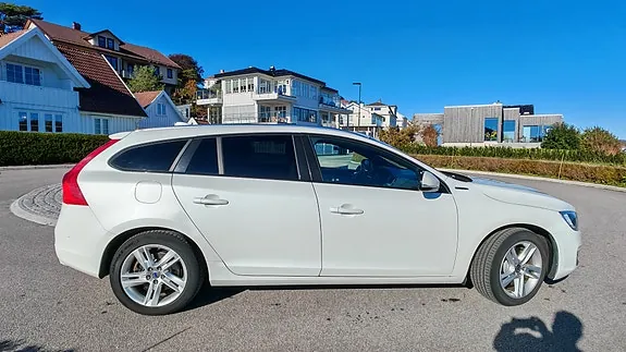 Volvo V60 2016 photo 4