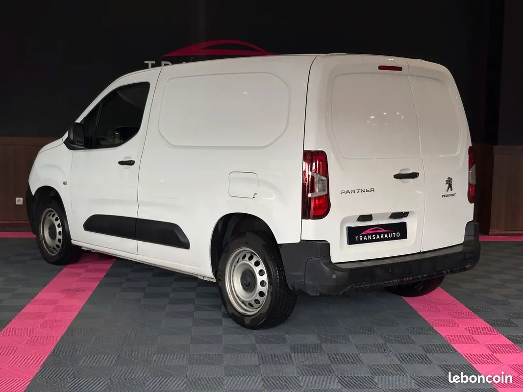 Peugeot Partner 2021 photo 3
