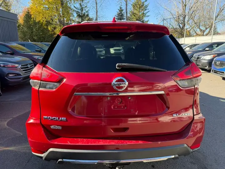 Nissan Rogue 2017 photo 3