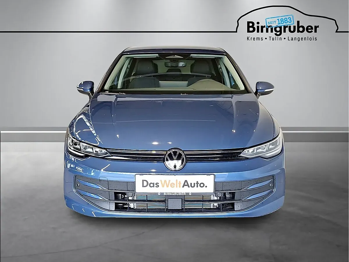 Volkswagen Golf 2026 photo 2