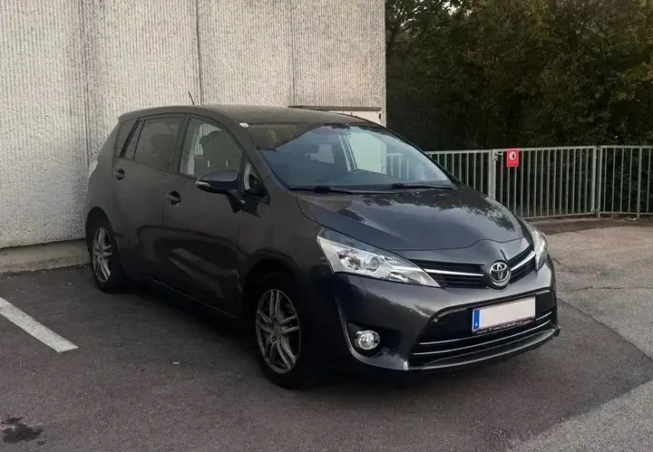 Toyota Verso