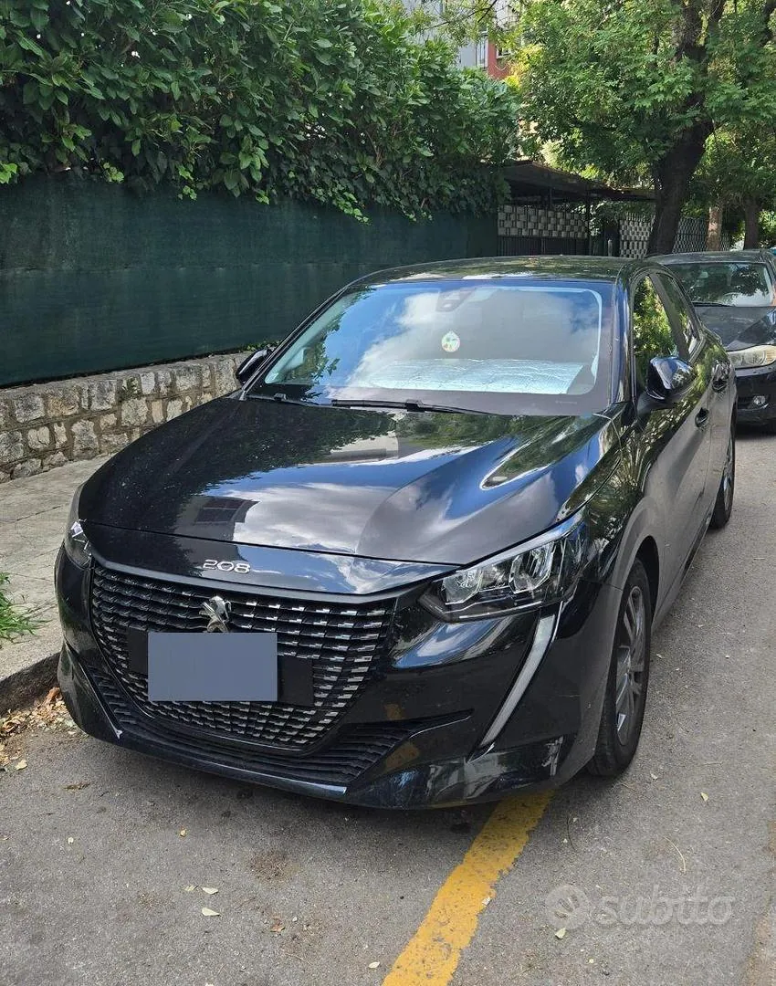 Peugeot 208