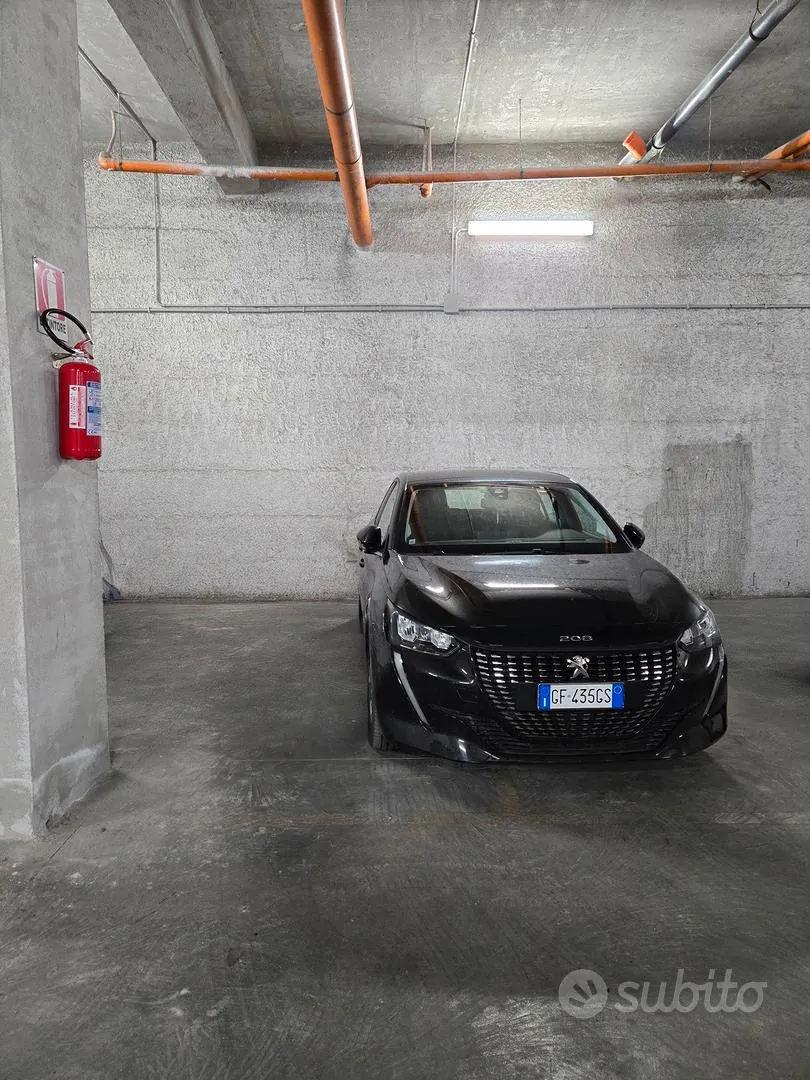 Peugeot 208 2021 photo 3