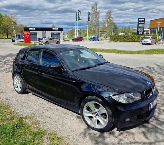 BMW 120D 2010 photo 2
