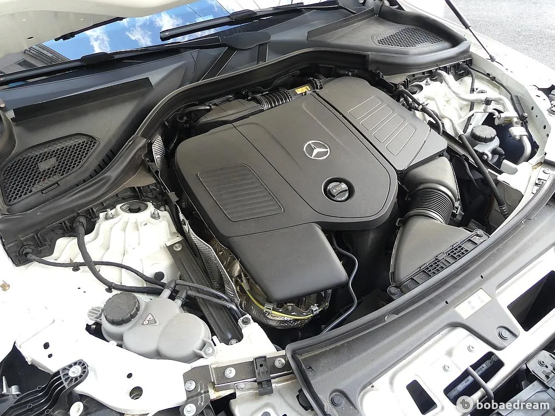 Mercedes-Benz Glc300 2024 photo 5