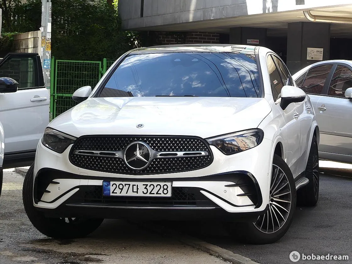 Mercedes-Benz Glc300