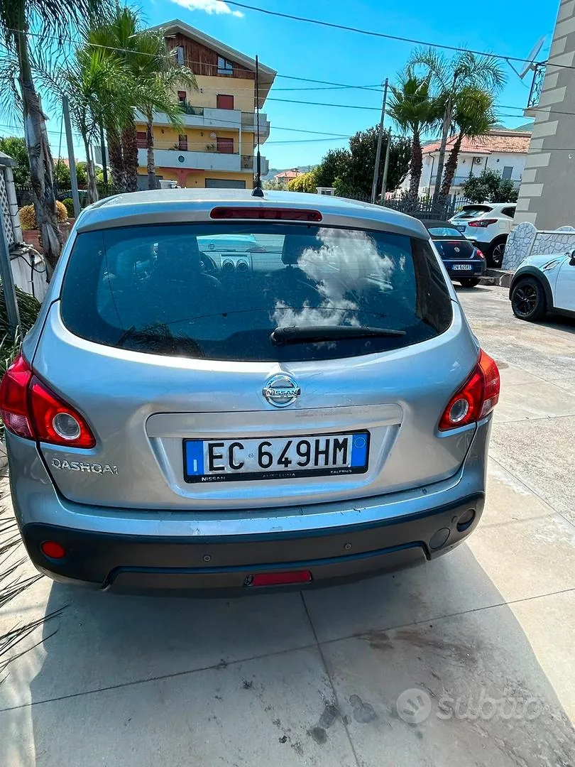 Nissan Qashqai 2011 photo 4