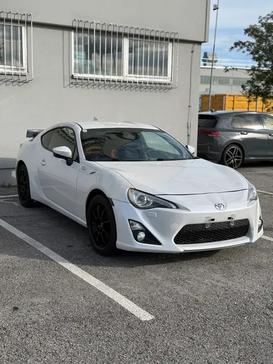 Toyota Gt86 2013 photo 3