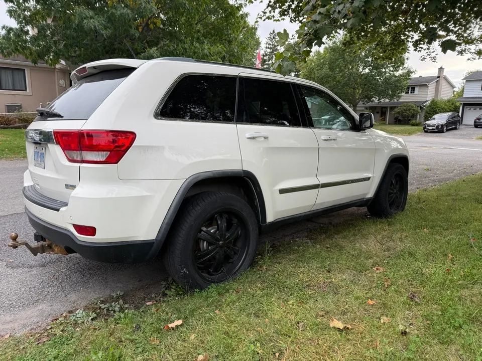 Jeep Grand Cherokee 2012 photo 3