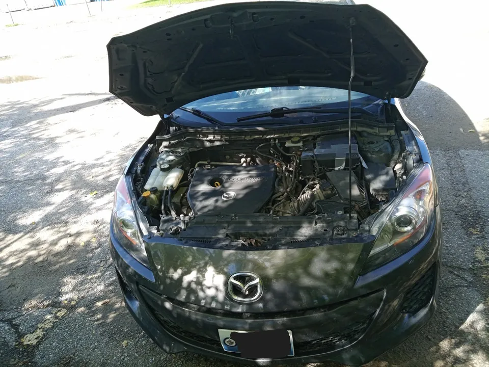 Mazda 3 2013 photo 3