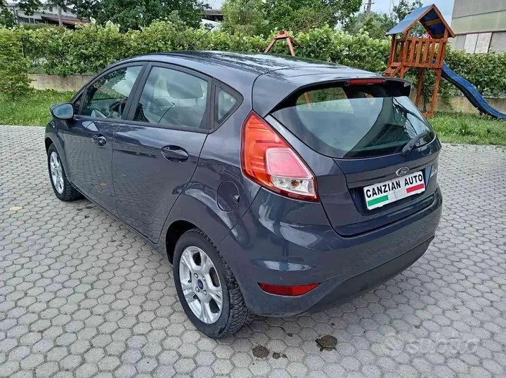 Ford Fiesta 2014 photo 4