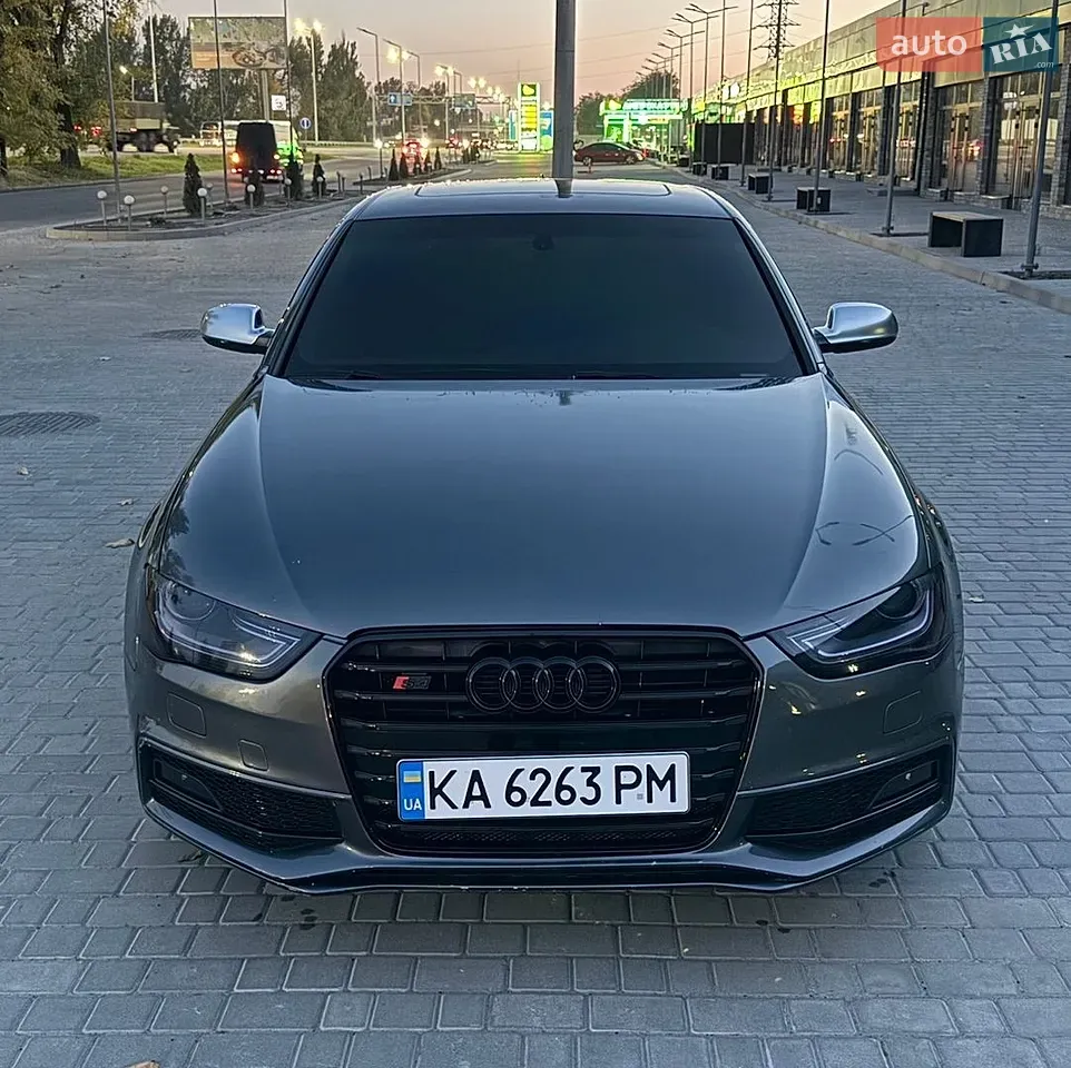 Audi S4 2014 photo 2