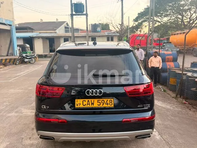 Audi Q7 2017 photo 3