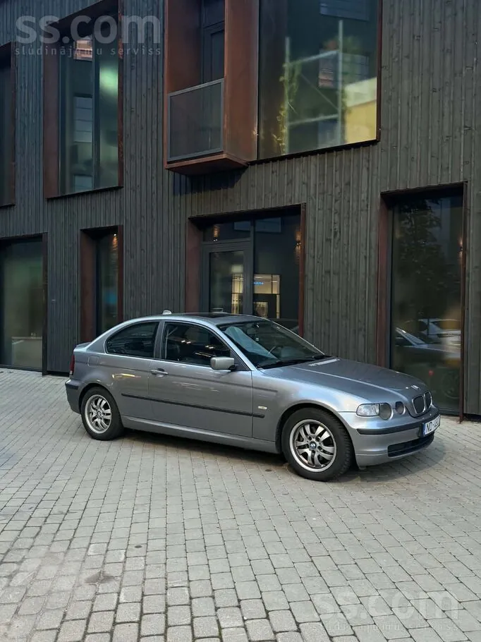 BMW E46 2004 photo 3