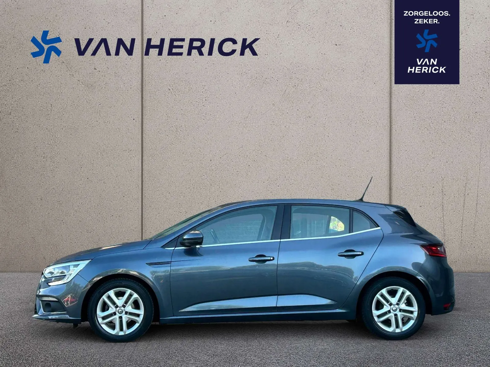 Renault Megane 2016 photo 2