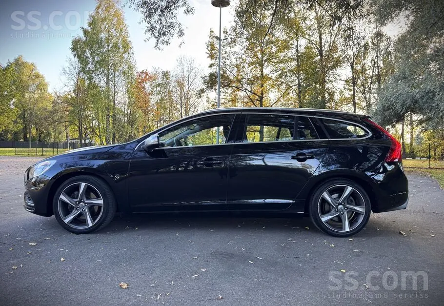 Volvo V60 2011 photo 5